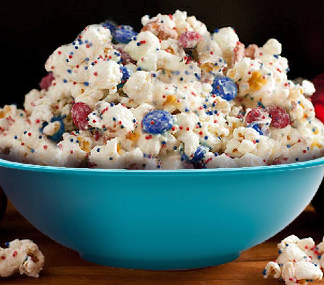 Cestari Kitchen Microwave Popcorn Popper Makes Patriotic Popcorn