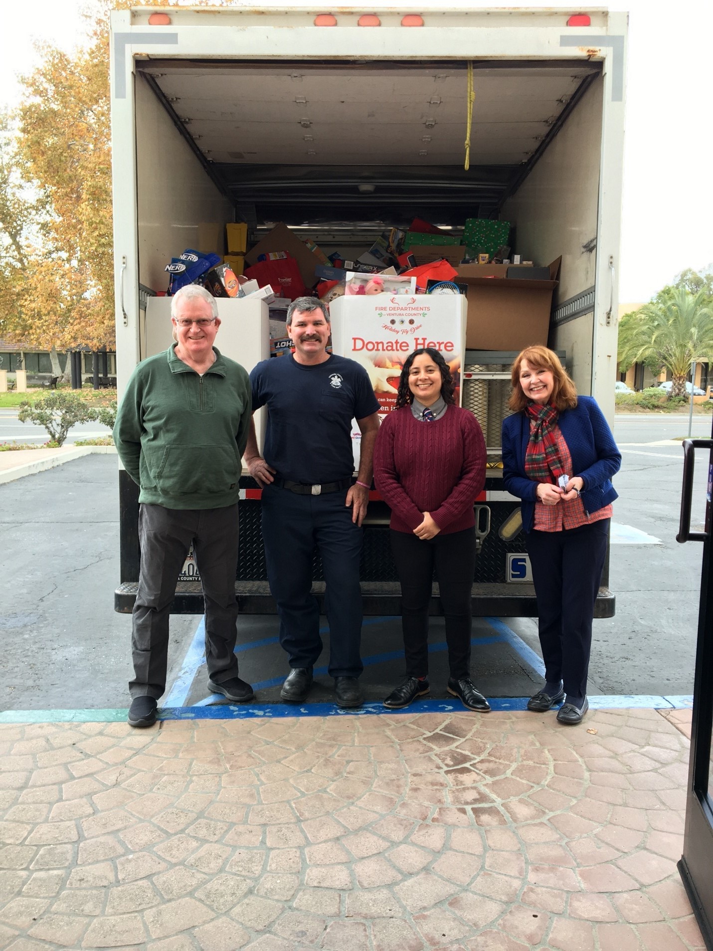 Oxnard/Thousand Oaks HR recruitment agencies team in front of loading truck.